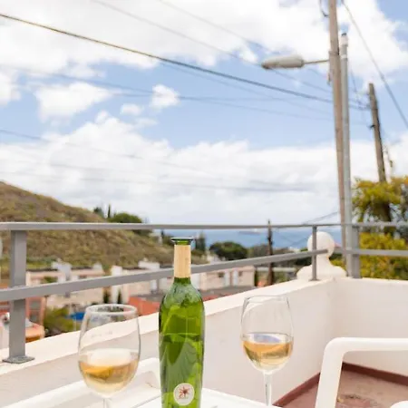 El Rinconcito: Cozy Space In A Seaside Village *